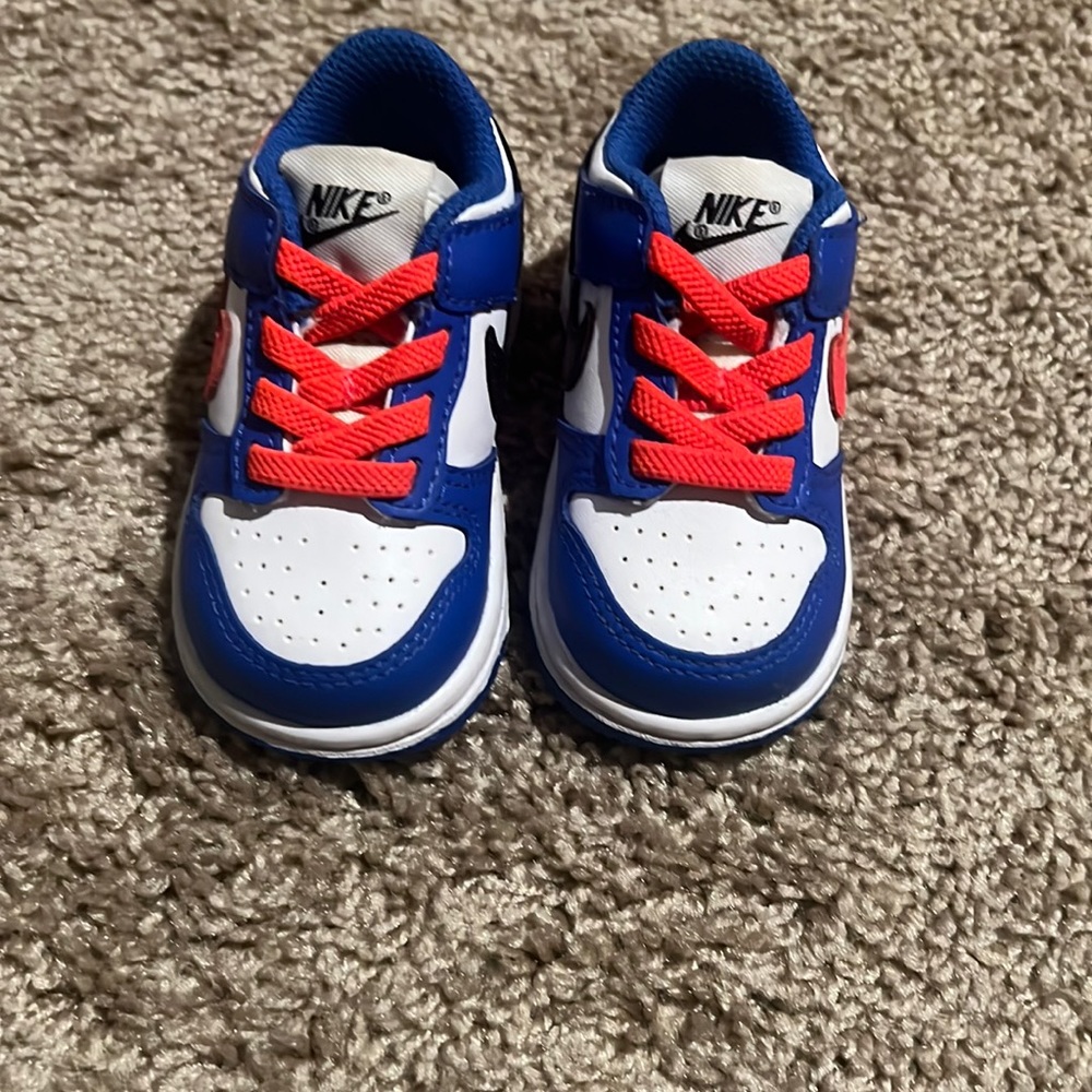 Gender neutral baby sneakers